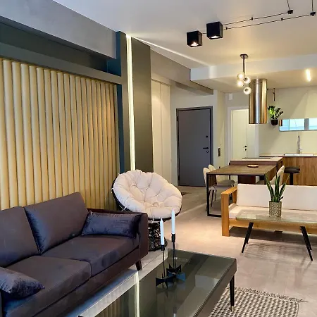 Downtown Exarchia 4th Floor Apartment